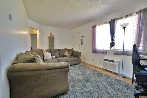 20717 S Valentine Avenue, Riverdale, CA 93656