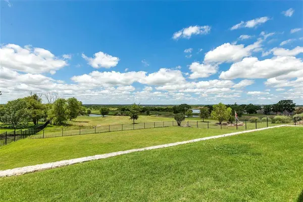 12509 Avondale Ridge Drive, Fort Worth, TX 76179