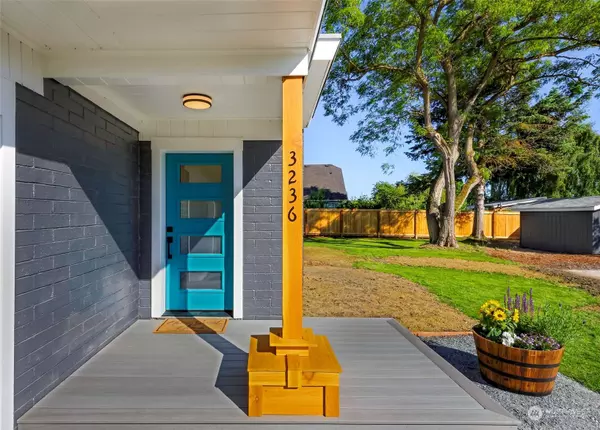 3236 Locust AVE, Bellingham, WA 98225