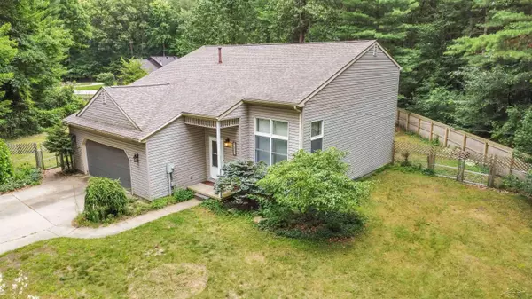 9035 Lakeshore Drive, Saint Charles, MI 48655