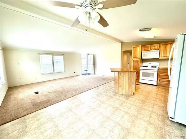 49988 NEWARK Drive, Shelby Twp, MI 48315