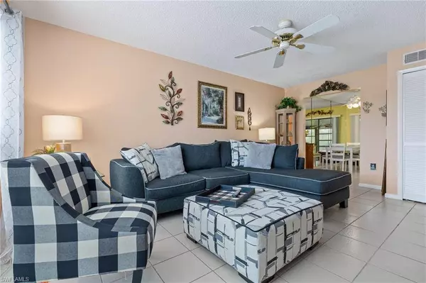 116 Marco Villas DR S #U4, Marco Island, FL 34145