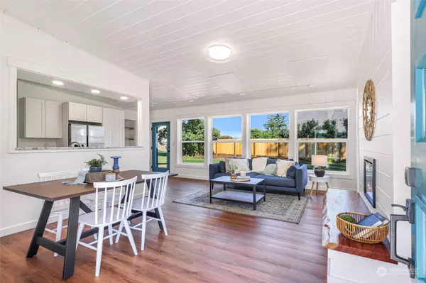 3236 Locust AVE, Bellingham, WA 98225