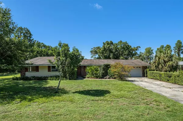 2908 WOODS END CT, Tampa, FL 33618