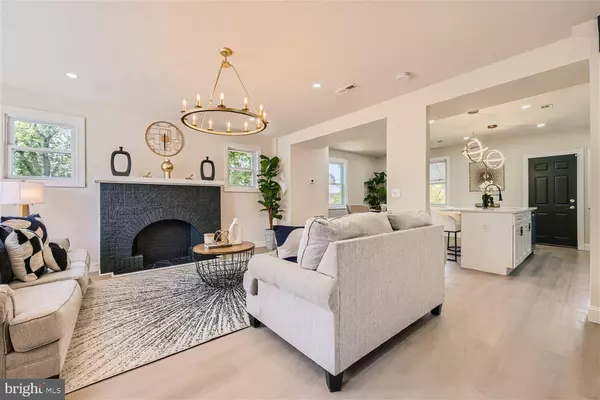 1650 KINGSWAY RD, Baltimore, MD 21218