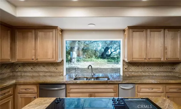 46420 Volare RD, Temecula, CA 92590