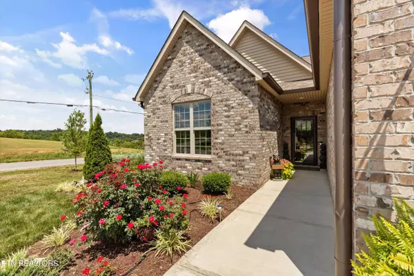 2298 Boulder Crest LN #2298, Sevierville, TN 37876