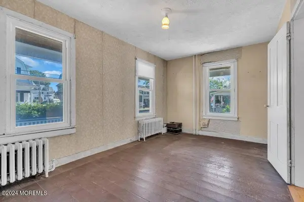 104 Heck Avenue, Ocean Grove, NJ 07756