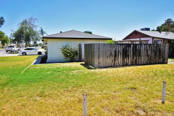 20717 20719 S Valentine Avenue S, Riverdale, CA 93656