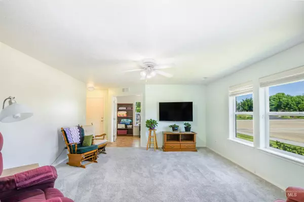 16958 Bastian Ave, Caldwell, ID 83607