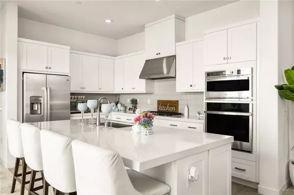 200 Baluster, Irvine, CA 92618