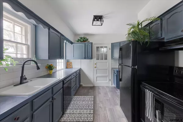 7208 Minne Lusa Boulevard, Omaha, NE 68112