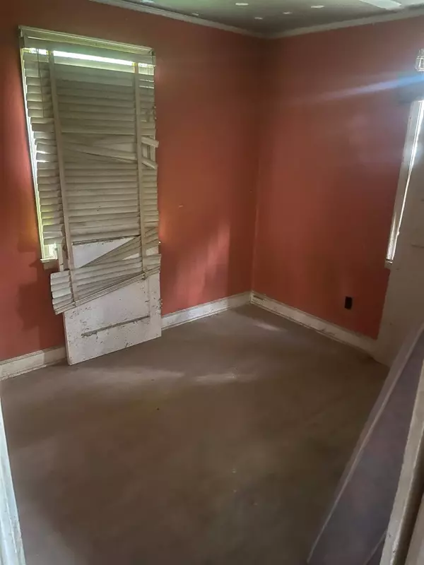 2132 HUNTER AVE, Memphis, TN 38108