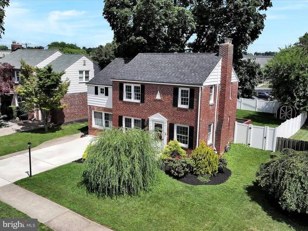 1512 CHATHAM RD, Camp Hill, PA 17011