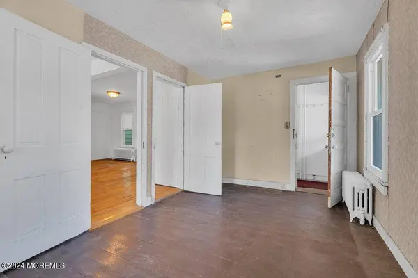 104 Heck Avenue, Ocean Grove, NJ 07756