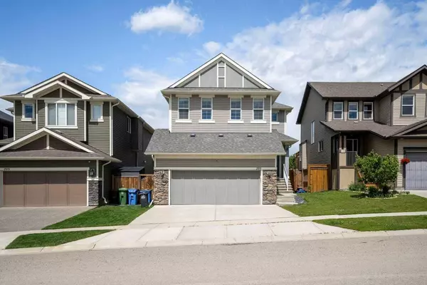 209 Heritage BLVD, Cochrane, AB T4C 0S6