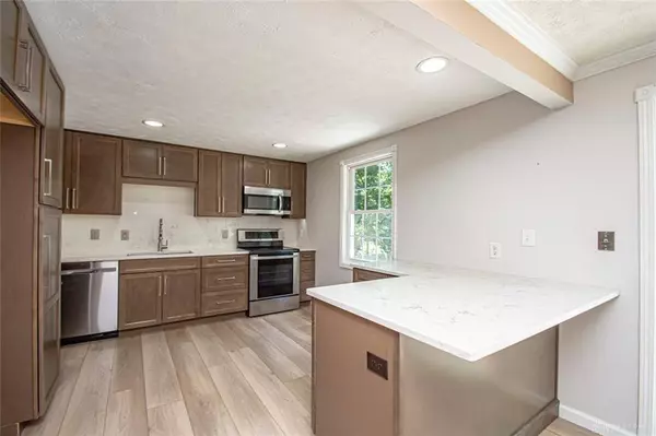 3990 Willow Run Drive, Beavercreek, OH 45430