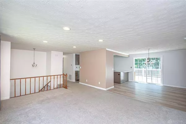 3990 Willow Run Drive, Beavercreek, OH 45430