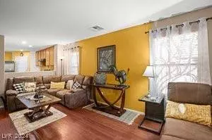 11652 Giles Street, Las Vegas, NV 89183