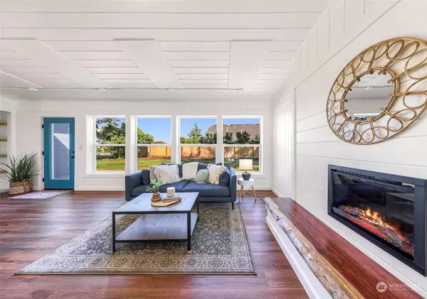 3236 Locust AVE, Bellingham, WA 98225