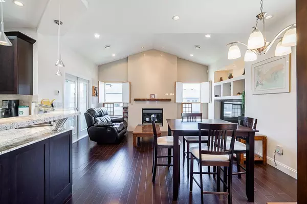 18866 122B AVE, Pitt Meadows, BC V3Y 1S4