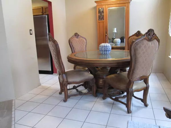 9831 Osuna RD NE, Albuquerque, NM 87111