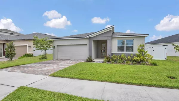 8408 COMPASS POINT AVE, Orlando, FL 32832