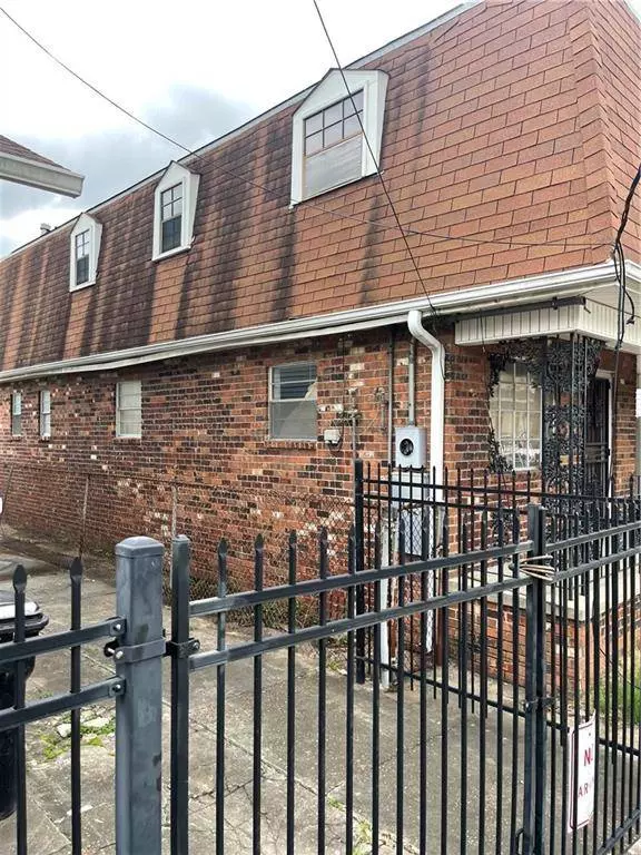 2632 SAINT ANN ST, New Orleans, LA 70119