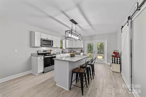 518 Old Centergrove RD, Kannapolis, NC 28083