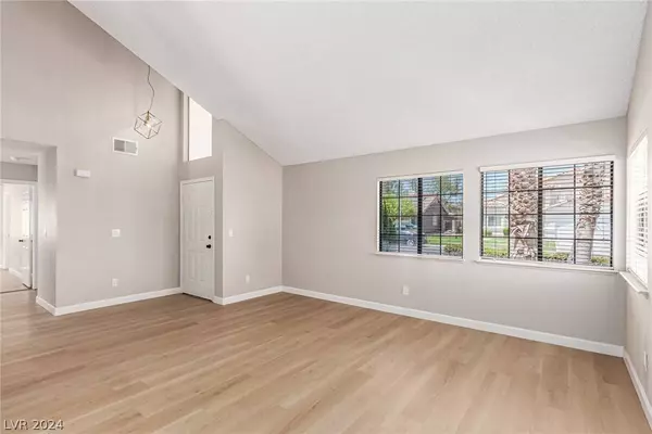 6101 Heather Mist Lane, Las Vegas, NV 89108