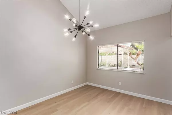 6101 Heather Mist Lane, Las Vegas, NV 89108