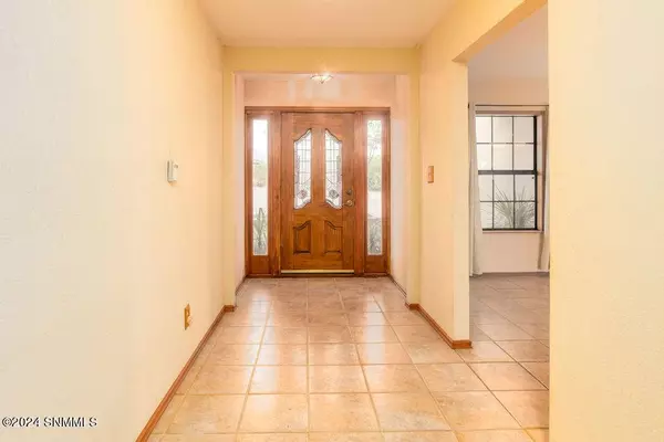 4820 Sage RD, Las Cruces, NM 88011