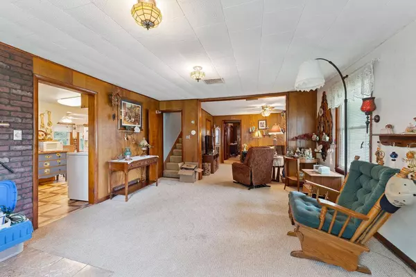 E10597 Hwy 33, Baraboo, WI 53913