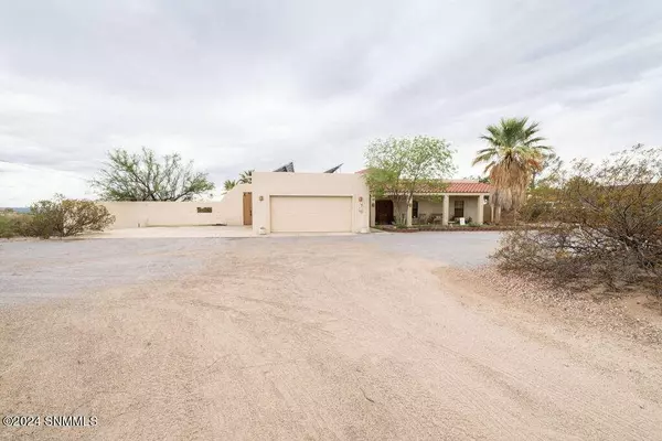 4820 Sage RD, Las Cruces, NM 88011
