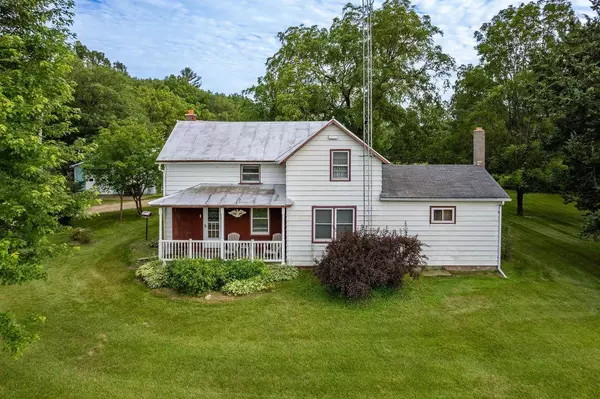 E10597 Hwy 33, Baraboo, WI 53913
