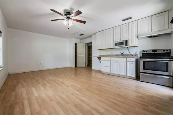 515 HIBISCUS DR, Temple Terrace, FL 33617