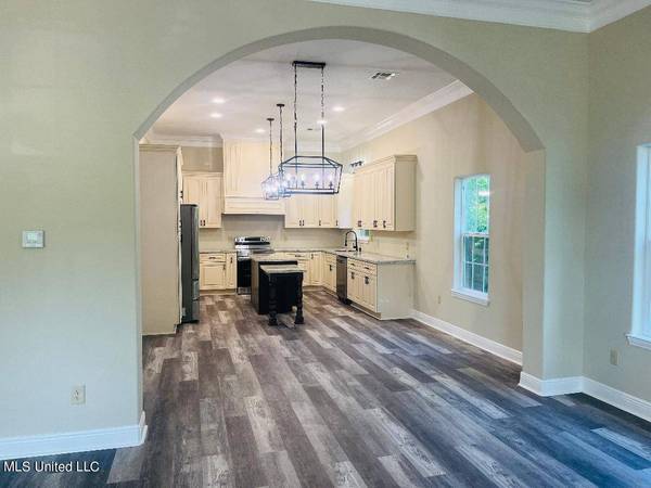 2018 24th Avenue, Gulfport, MS 39501