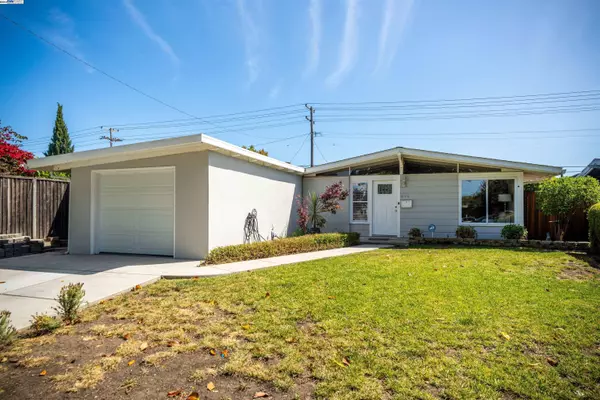 694 Lakewood Drive, Sunnyvale, CA 94089