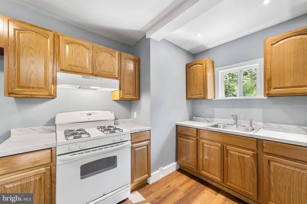 3313 N DELSEA DR, Vineland, NJ 08360