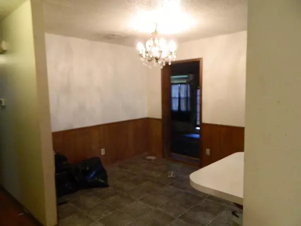 1626 NW 50th, Lawton, OK 73505