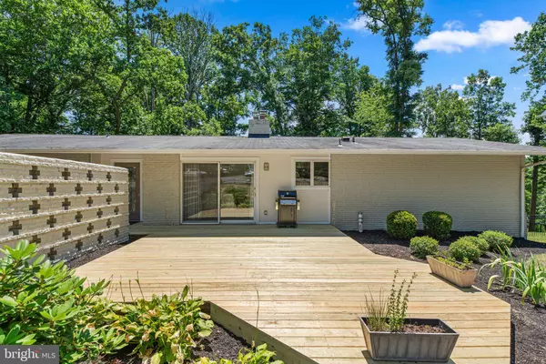 4633 DONCASTER DR, Ellicott City, MD 21043