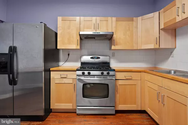 2047 N CARLISLE ST, Philadelphia, PA 19121