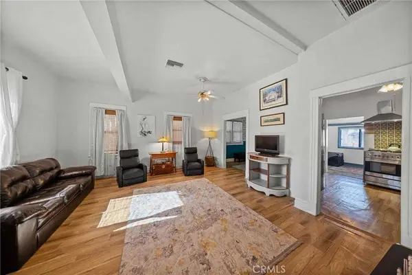 116 11th ST, Redlands, CA 92374