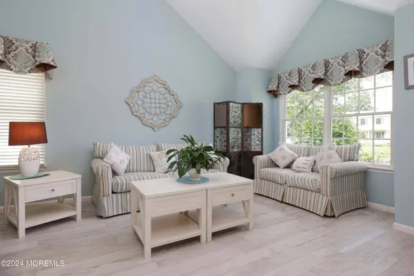 612 Yellowbrick Road, Brick, NJ 08724