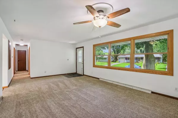 Maher Avenue AVE, Madison, WI 53716