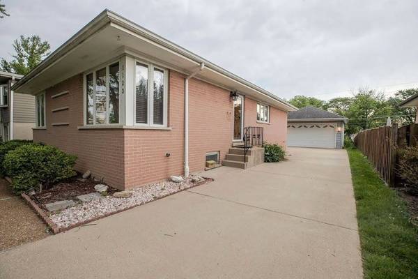 1123 S Ridge AVE, Arlington Heights, IL 60005