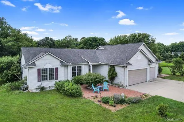 10501 N Territorial Road, Dexter, MI 48130