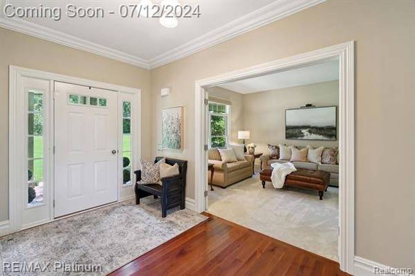 4657 Lakeshire Drive, Howell, MI 48843