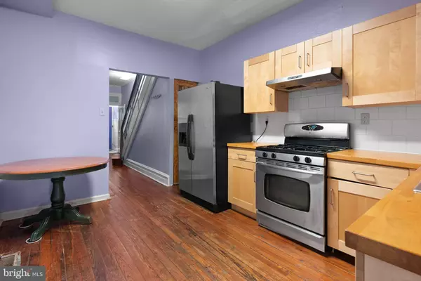 2047 N CARLISLE ST, Philadelphia, PA 19121