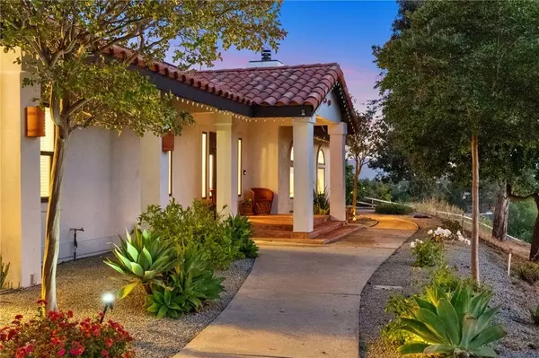 33565 Pauba RD, Temecula, CA 92592